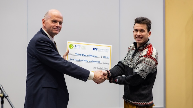 student awarded 3rd prize