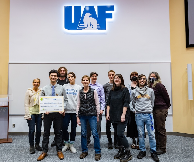 students participating in 3MT